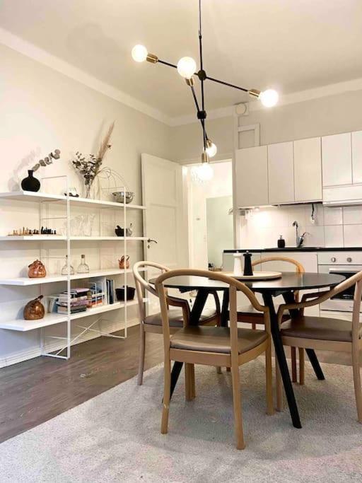 Glorious Apartment In Hakaniemi Helsinki Kültér fotó